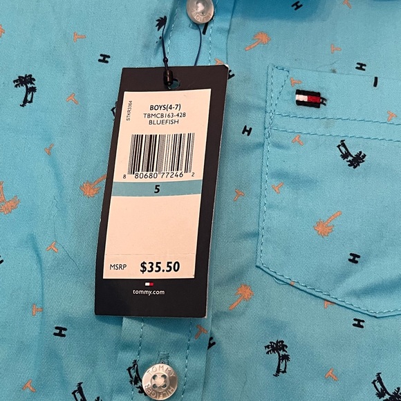Tommy Hilfiger Boy’s Button Down Hawaiian Shirt, Size 5 - Picture 3 of 3
